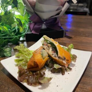 本日のおすすめ逸品 カニカマクリ…