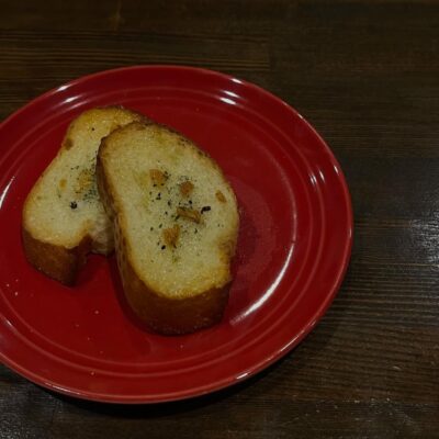 ガーリックトースト